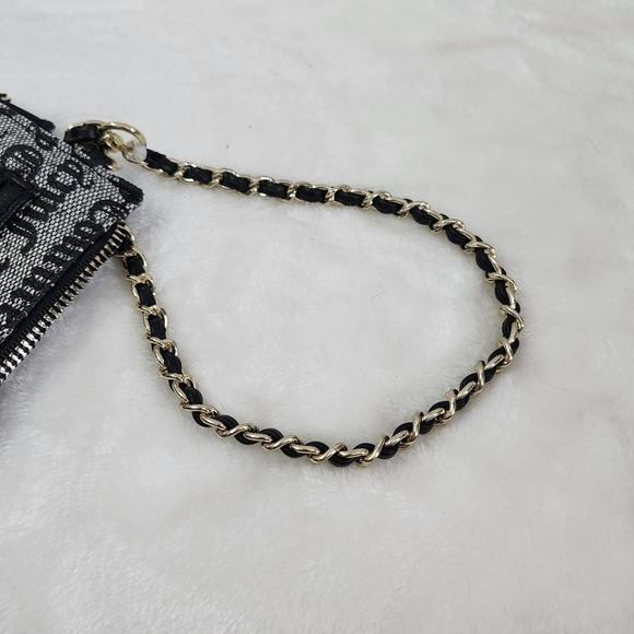 Juicy Culture Black Beige Floral Wristlet Credit Card Key Chain 2 Piece Set NWT - Picture 8 of 14